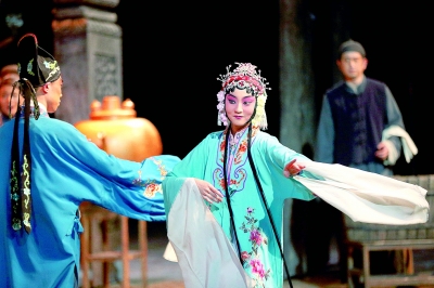 文艺创作 为时代抒怀 为人民放歌